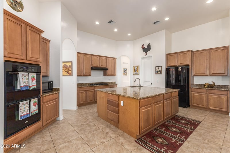 5235 Lonesome Dove Trl, San Tan Valley, AZ 85140