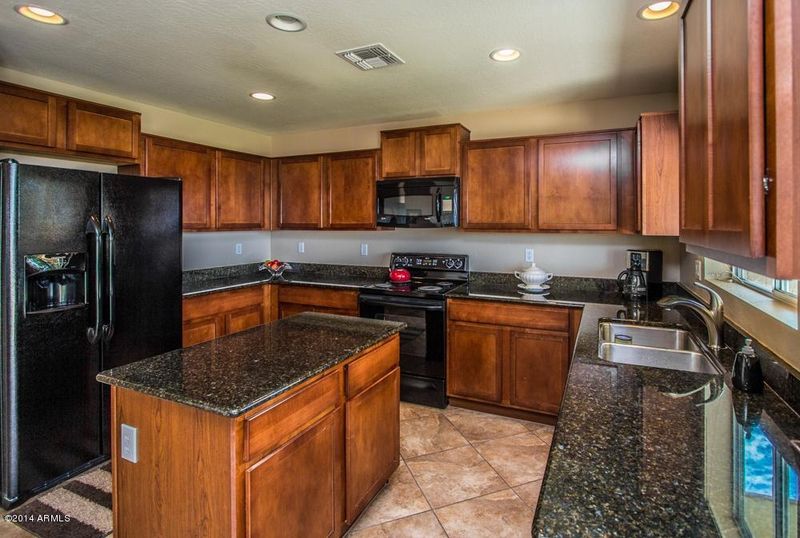 5235 E Silverbell Rd, San Tan Valley, AZ 85143