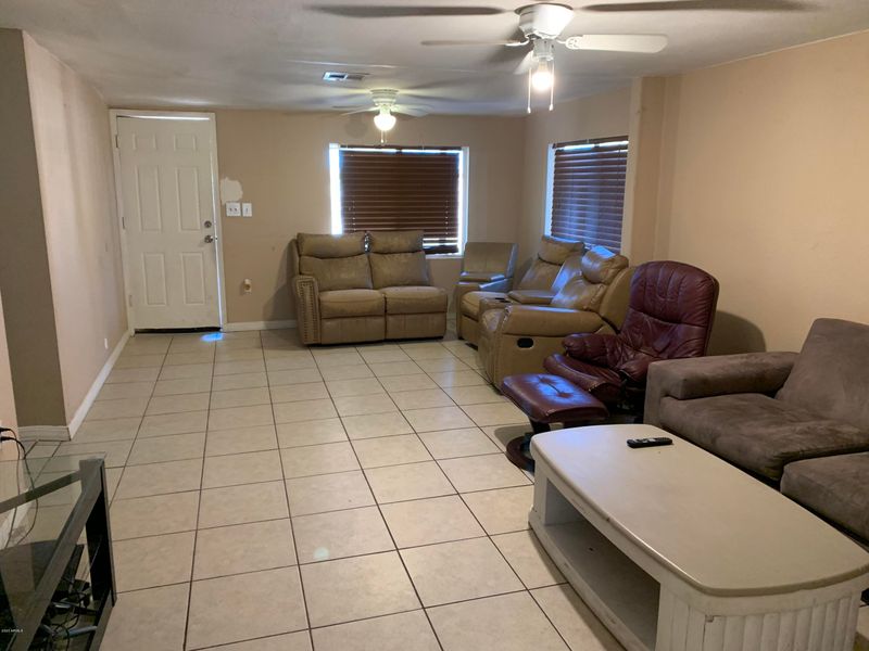 5235 S 3rd St, Phoenix, AZ 85040