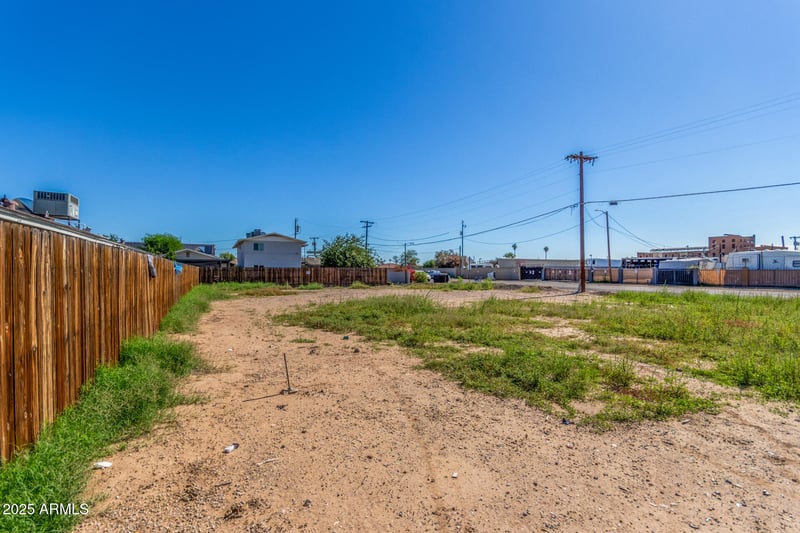 5236 Glenn Dr #9, Glendale, AZ 85301