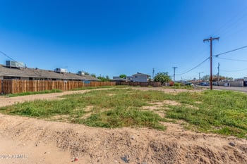5236 Glenn Dr #9, Glendale, AZ 85301