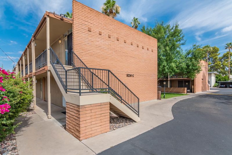 5236 N 20th St #C2, Phoenix, AZ 85016