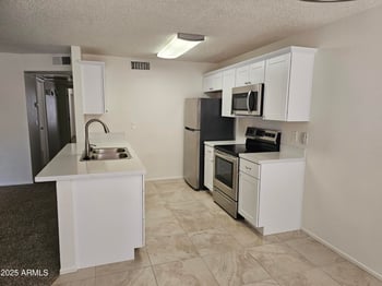 5236 Peoria Ave #128, Glendale, AZ 85302