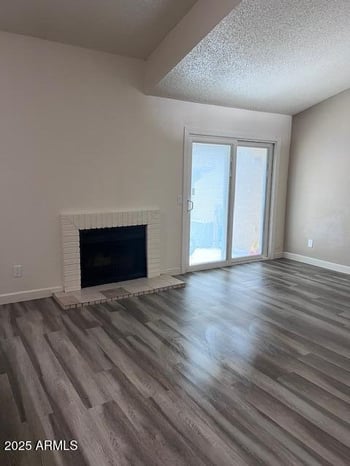 5236 Peoria Ave #202, Glendale, AZ 85302