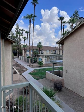 5236 Peoria Ave #202, Glendale, AZ 85302