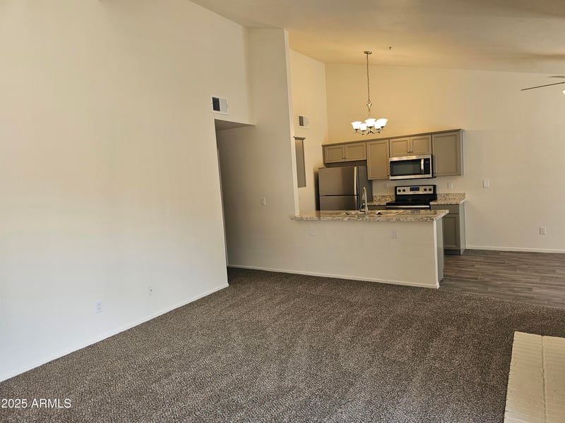 5236 Peoria Ave #204, Glendale, AZ 85302