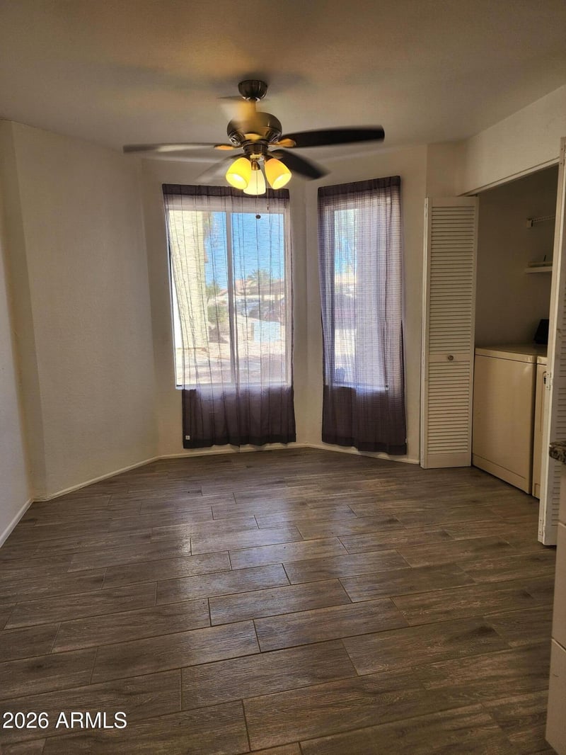 5236 W Peoria Ave #120, Glendale, AZ 85302