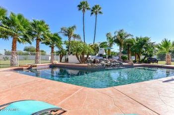 5237 106th Ave, Glendale, AZ 85307