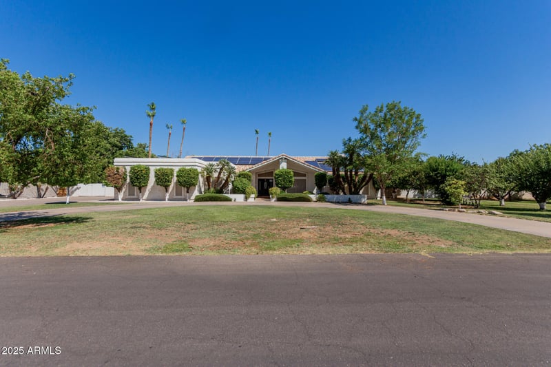 5237 106th Ave, Glendale, AZ 85307