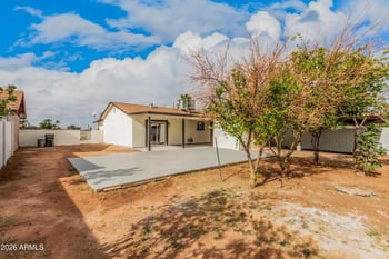 5237 46th St, Phoenix, AZ 85040