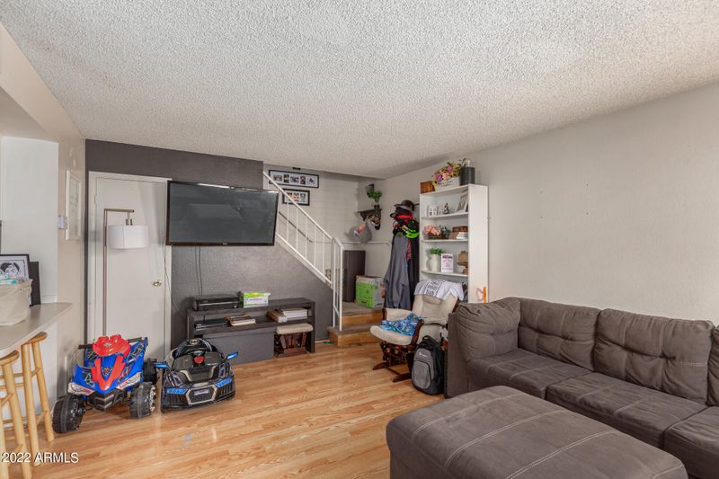 5237 N 42nd Dr, Phoenix, AZ 85019