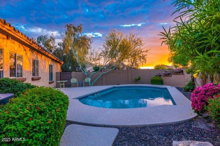 5237 Redbird Rd, Phoenix, AZ 85083