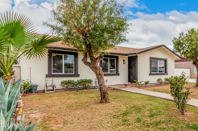 5237 S 46th St, Phoenix, AZ 85040
