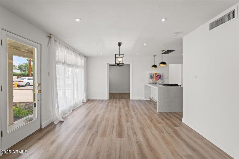 5237 Windsor Ave, Phoenix, AZ 85008