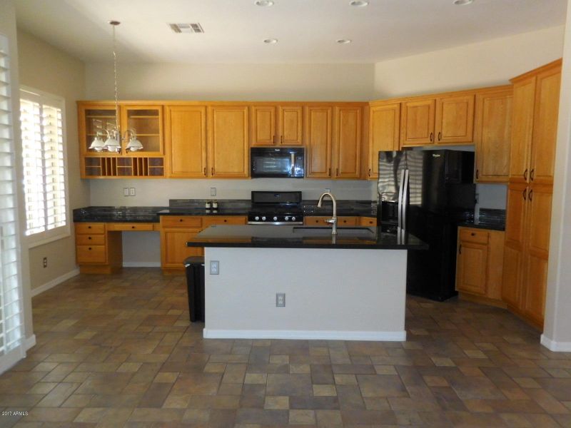 5238 E Estevan Rd, Phoenix, AZ 85054