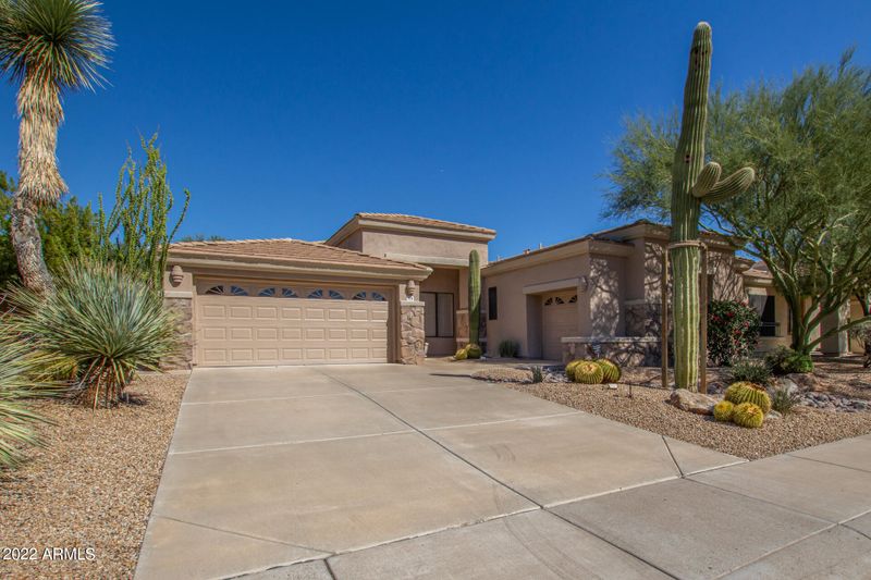 5238 E Herrera Dr, Phoenix, AZ 85054