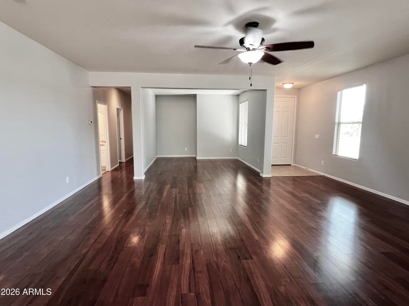 5238 W Cochise Dr, Glendale, AZ 85302