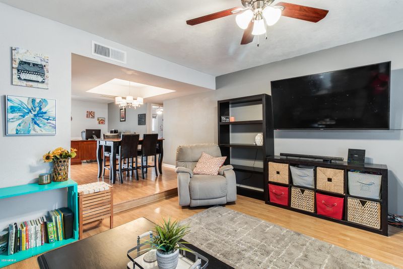 5238 W Dailey St, Glendale, AZ 85306