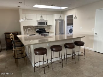 524 Colgate Dr, Tempe, AZ 85283