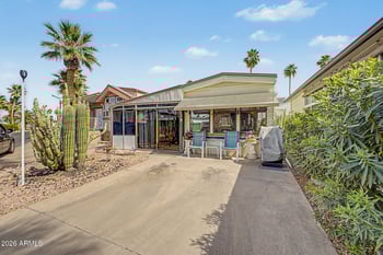 524 Douglas Rd, Mesa, AZ 85205