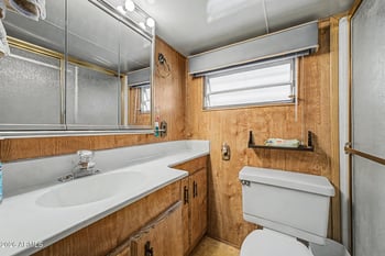 524 Douglas Rd, Mesa, AZ 85205