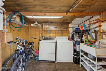 524 Douglas Rd, Mesa, AZ 85205
