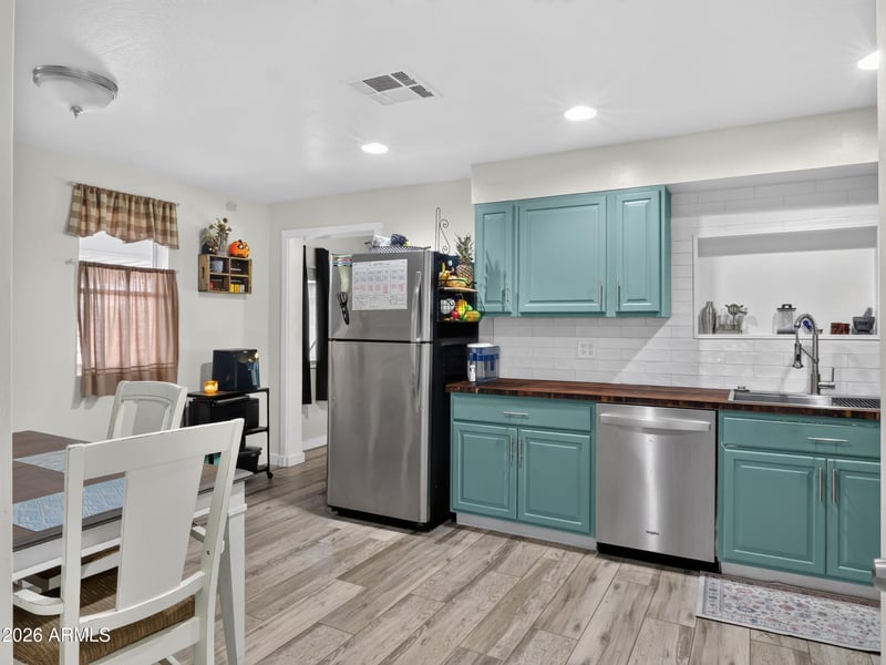 524 Millett Ave, Mesa, AZ 85204