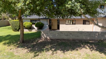 524 Harmont Dr, Phoenix, AZ 85021