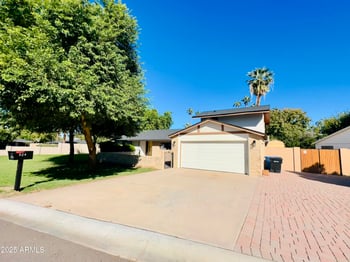 524 Harmont Dr, Phoenix, AZ 85021