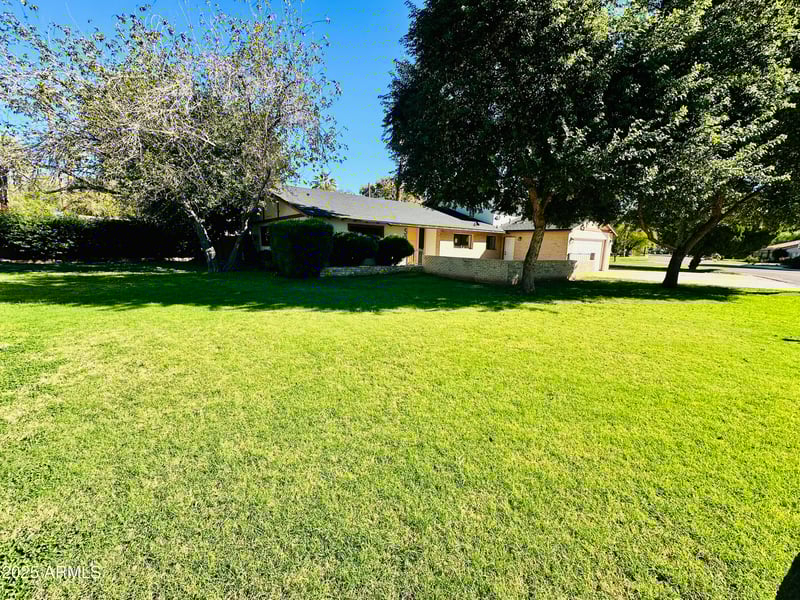 524 Harmont Dr, Phoenix, AZ 85021