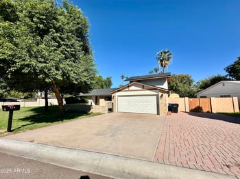 524 Harmont Dr, Phoenix, AZ 85021