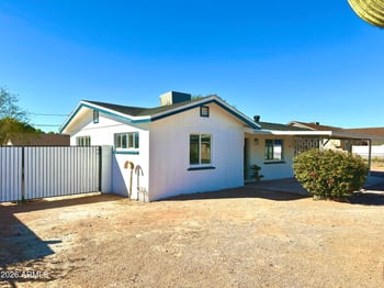 524 Saguaro Dr, Apache Junction, AZ 85120