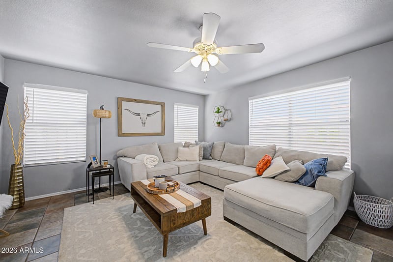 524 Naranja Ave, Mesa, AZ 85210