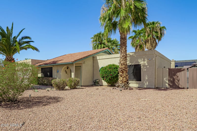 5240 Dolphin Ave, Mesa, AZ 85206