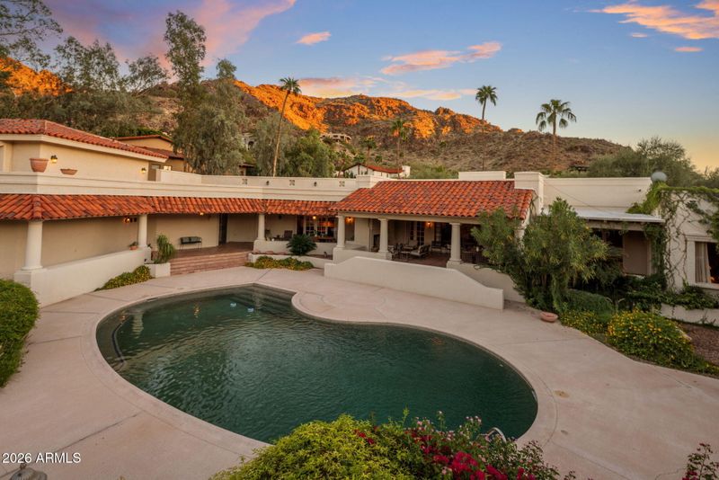 5240 E Desert Vista Rd, Paradise Valley, AZ 85253