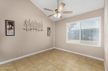 5240 Voltaire Dr, Glendale, AZ 85304