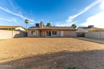 5240 Voltaire Dr, Glendale, AZ 85304