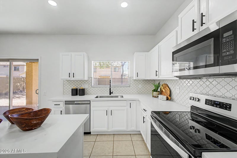 5241 Shumway Farm Rd, Laveen, AZ 85339