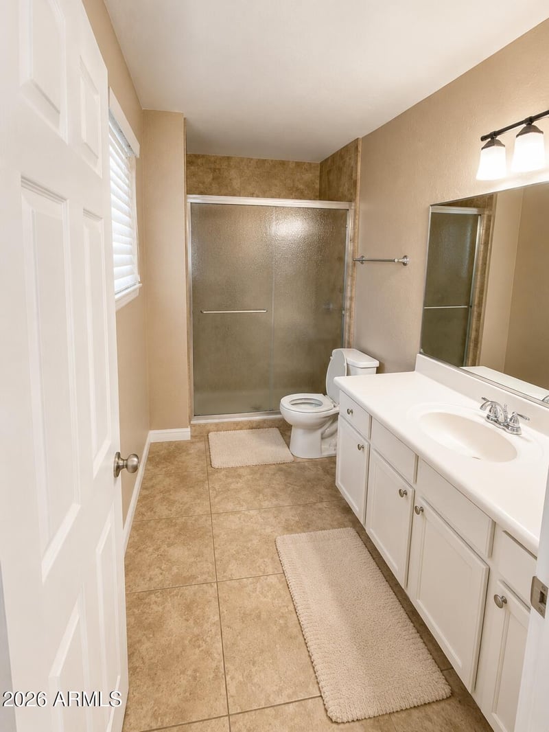 5241 W Tierra Buena Ln, Glendale, AZ 85306