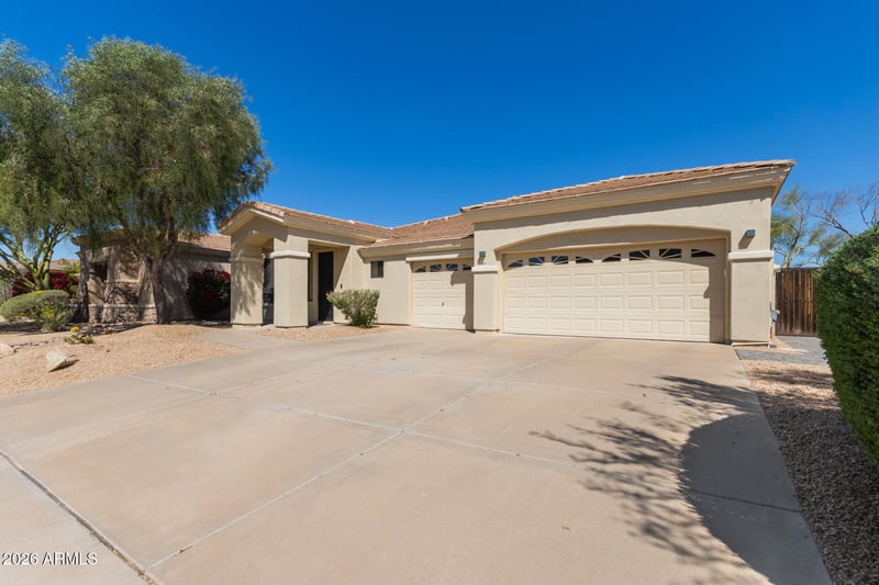 5242 Herrera Dr, Phoenix, AZ 85054