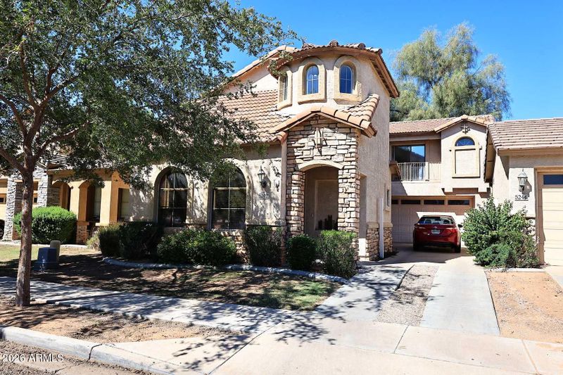 5242 E Hilton Ave, Mesa, AZ 85206