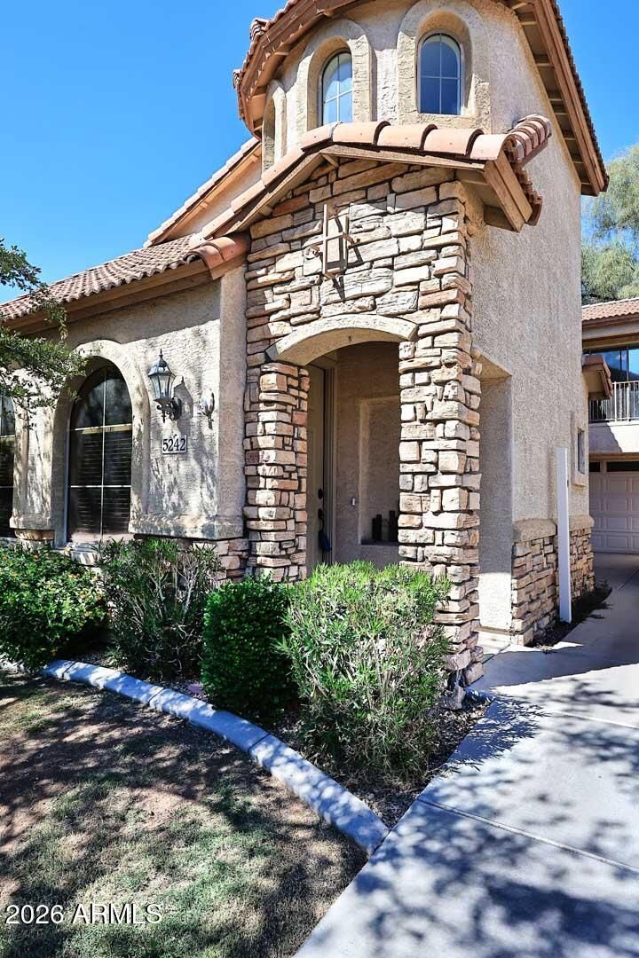 5242 E Hilton Ave, Mesa, AZ 85206