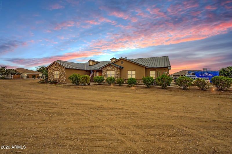 5243 Hash Knife Draw Rd, San Tan Valley, AZ 85140