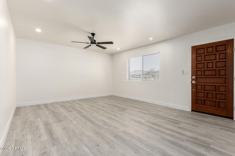 5243 Vernon Ave, Phoenix, AZ 85035