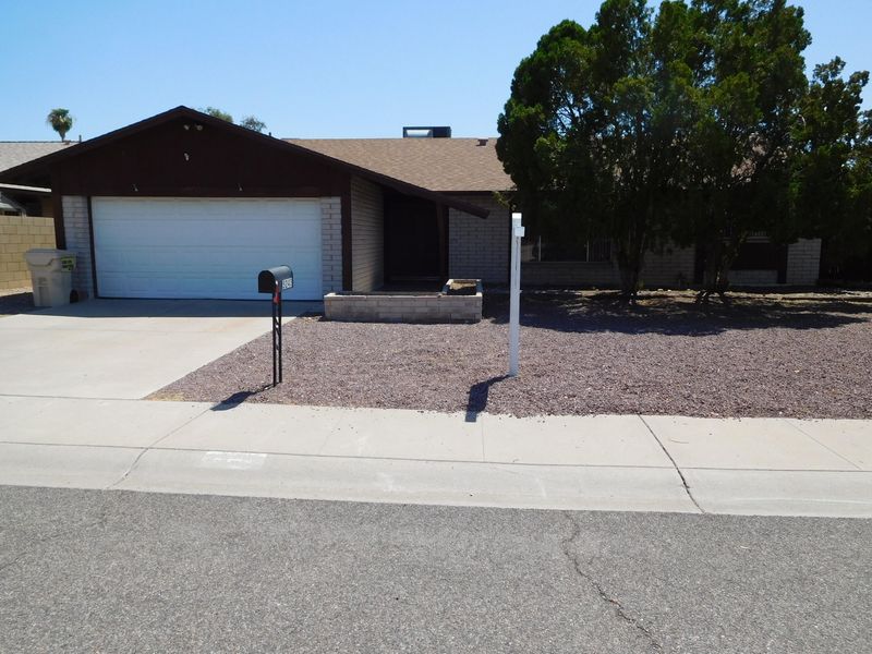 5243 W Hearn Rd, Glendale, AZ 85306