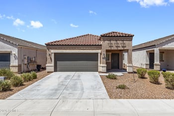 5246 E Iridium Way, San Tan Valley, AZ 85143