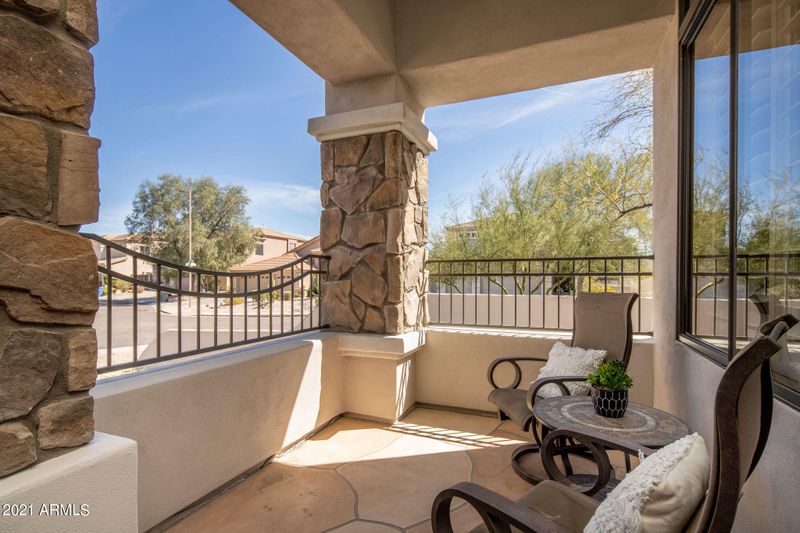 5247 E Herrera Dr, Phoenix, AZ 85054