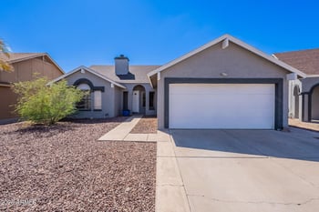 5248 102nd Ave, Glendale, AZ 85307