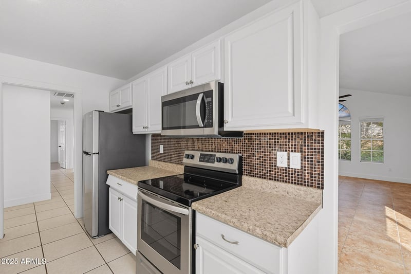 5248 102nd Ave, Glendale, AZ 85307