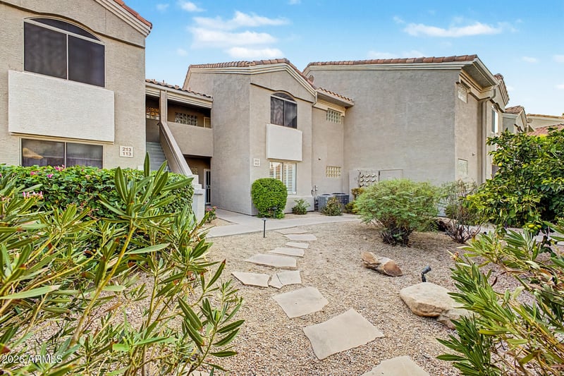 5249 E Shea Blvd #112, Scottsdale, AZ 85254